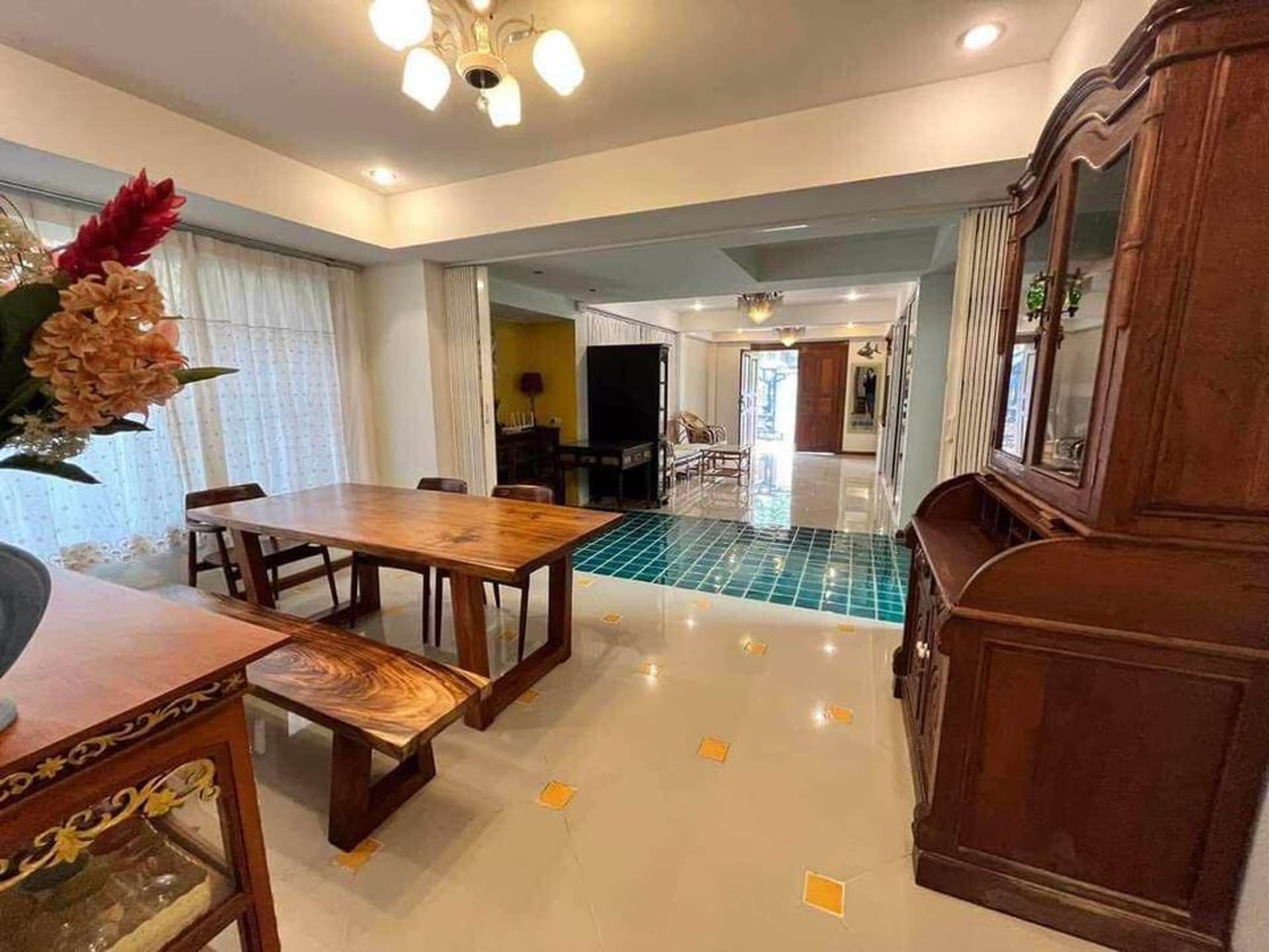 4 Bed House for Rent and Sale in Mueang Chiang Mai - Image 22