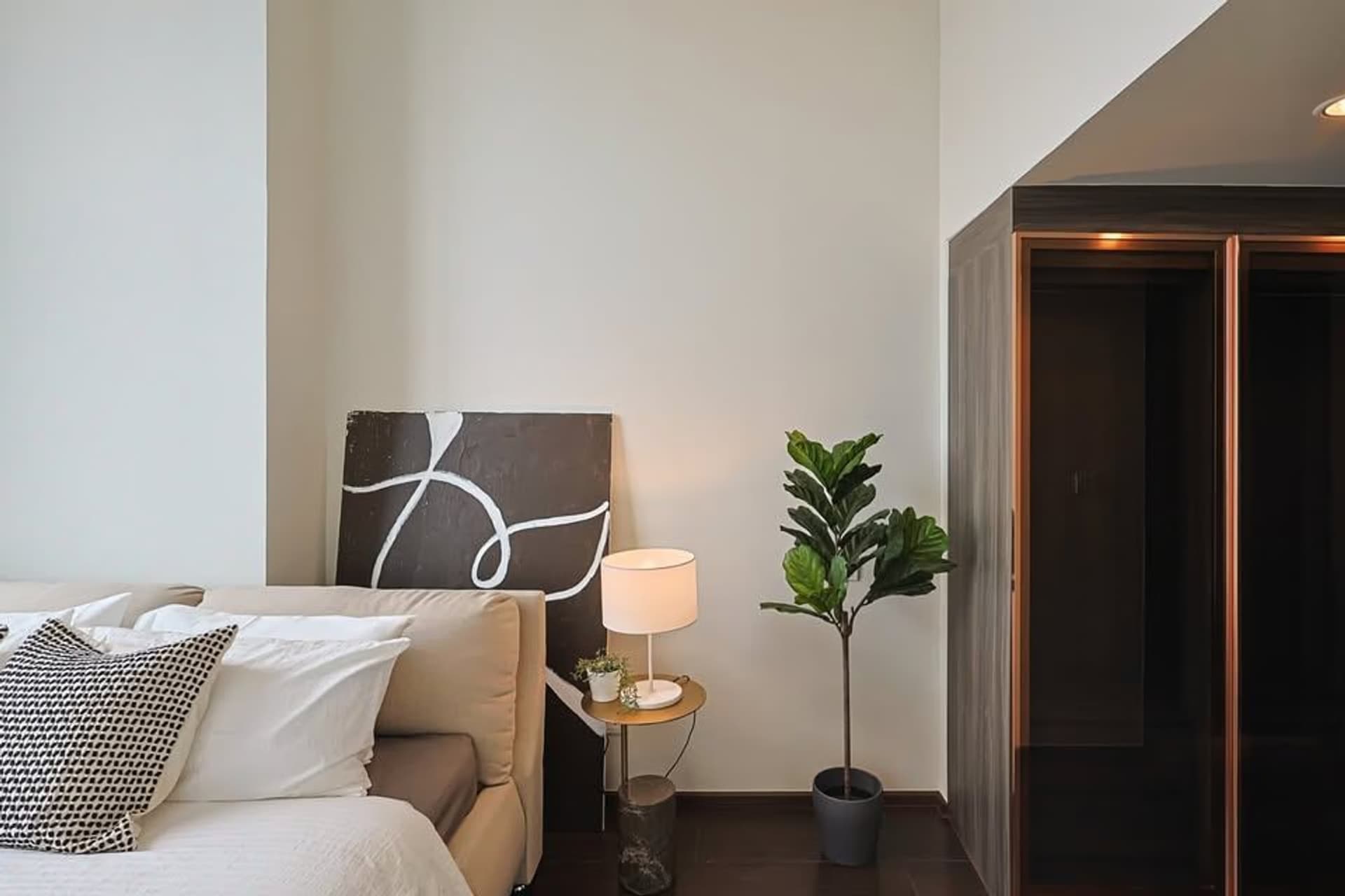 2 Bed Condo for Sale in Watthana - Image 5