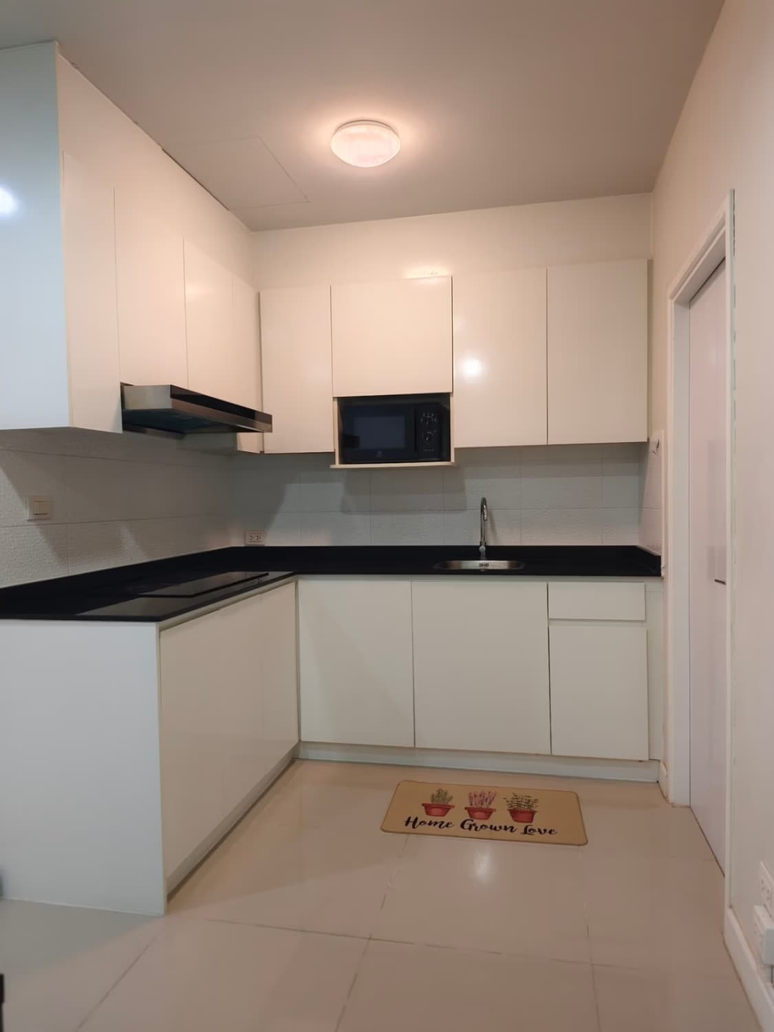 3 Bed Townhouse for Rent in Bang Phli, Samut Prakan - Image 20
