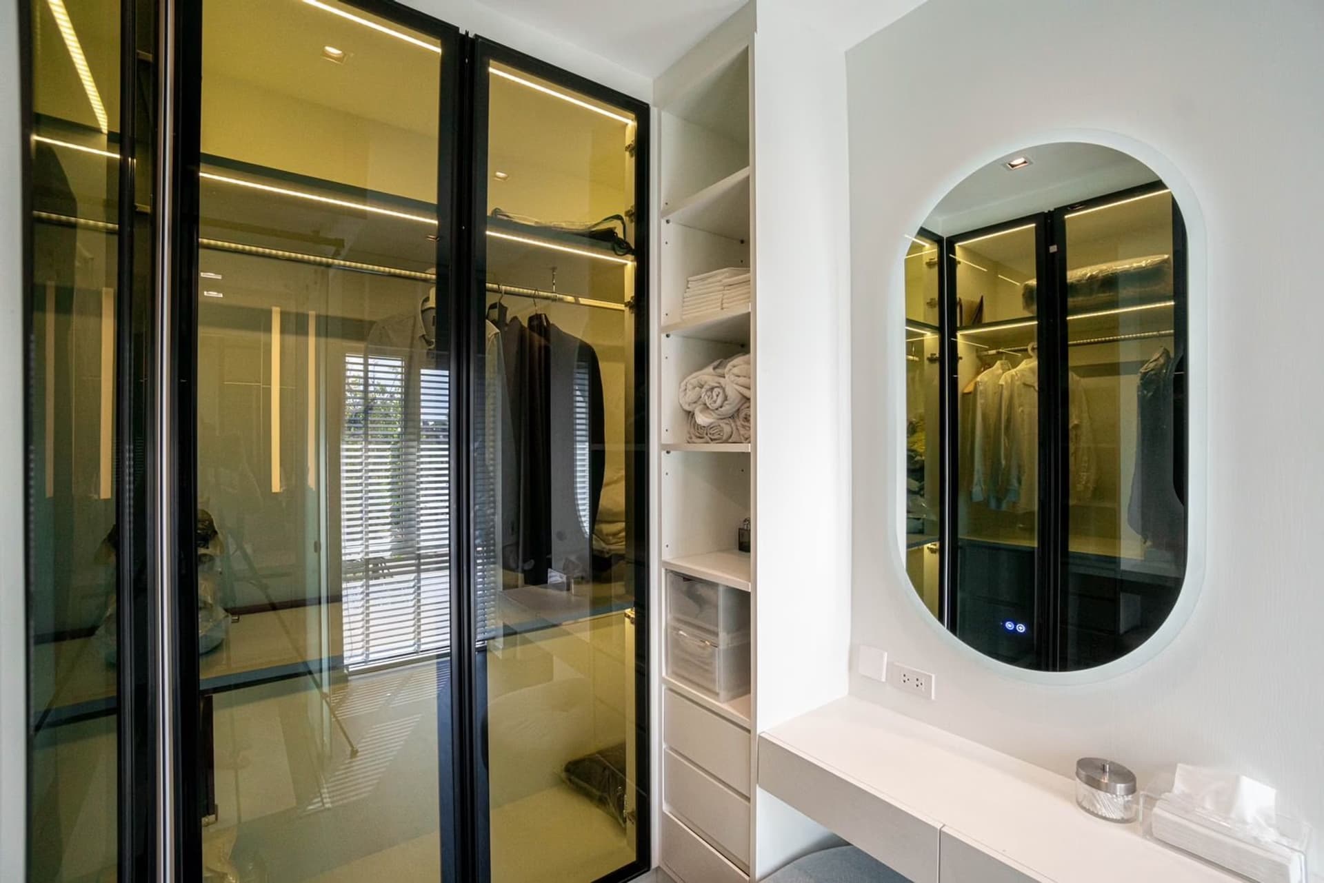 2 Bedroom House - Image 11