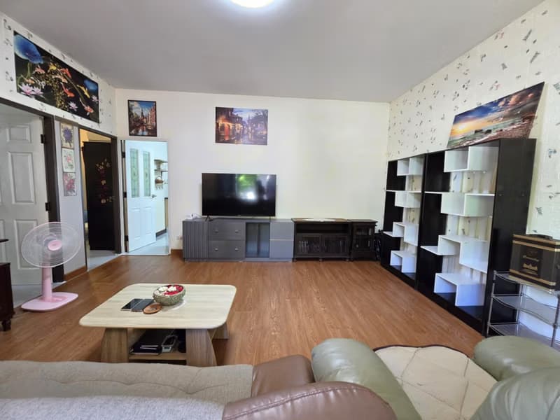 4 Bed House for Rent in Mae Rim District