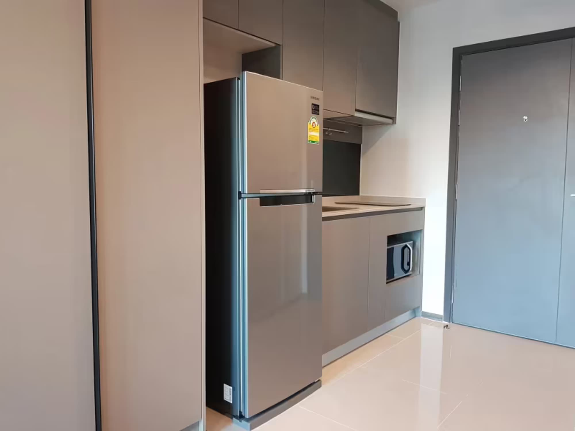 Studio for Rent/Sale in Phra Khanong - Image 5