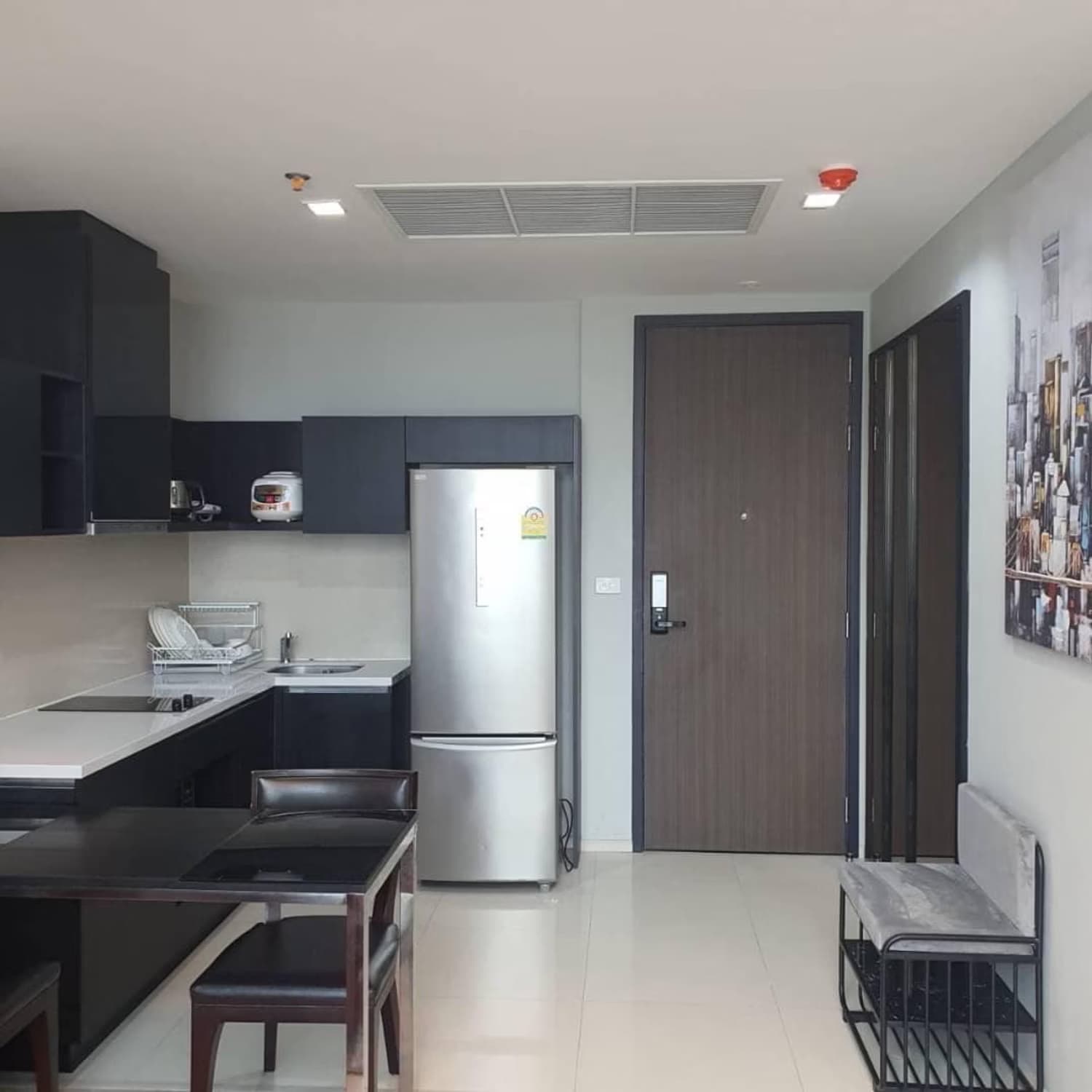 1 ห้องนอน Condo สำหรับ ขาย ใน คลองเตย - Image 3