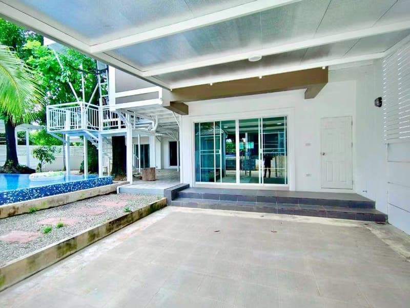 7 Bed House for Rent and Sale in Mueang Chiang Mai District