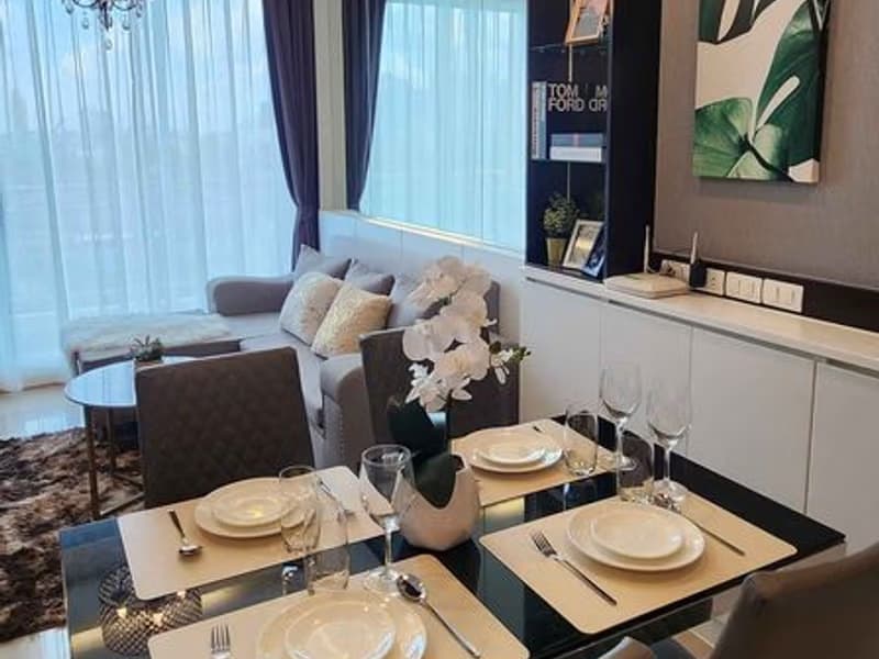 1 Bed Condo for Rent  Near Thailand Cultural Centre MRT
