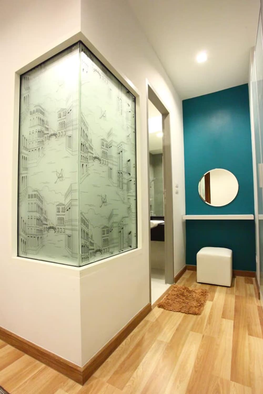 1 Bed Condo for Rent and Sale in Ratchathewi - Image 14