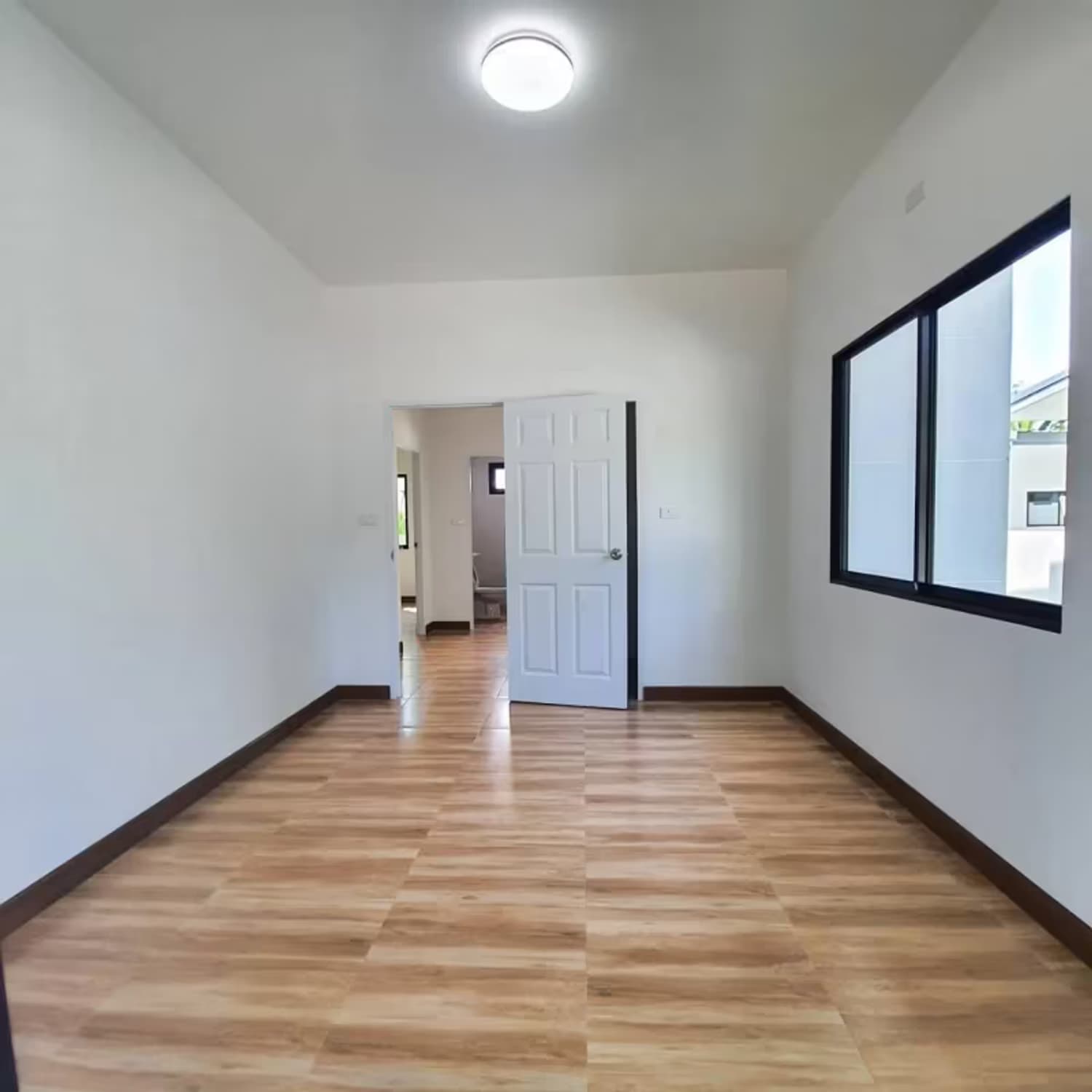 3 Bedroom House - Image 5