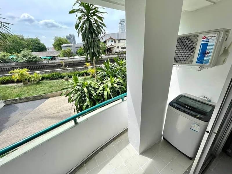 2 Bed Condo for Rent in Khlong Toei