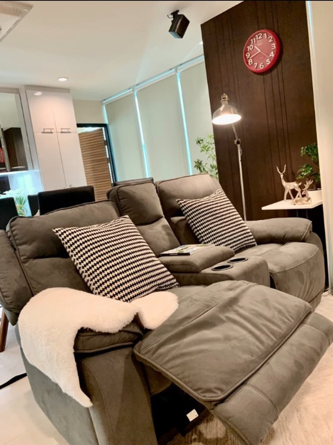 2 Bedroom Condo - Image 10