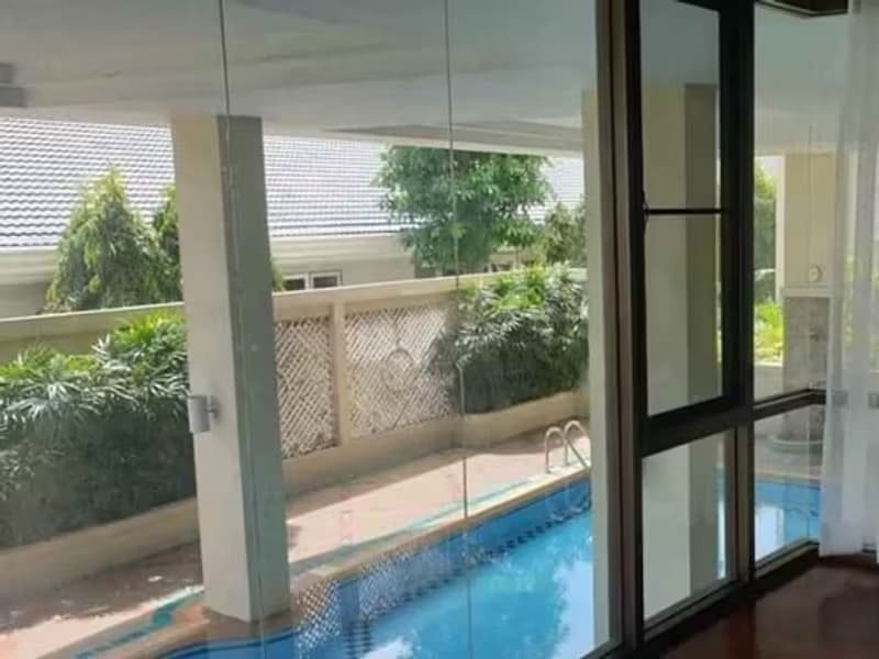 3 Bed For Rent in Sathorn 