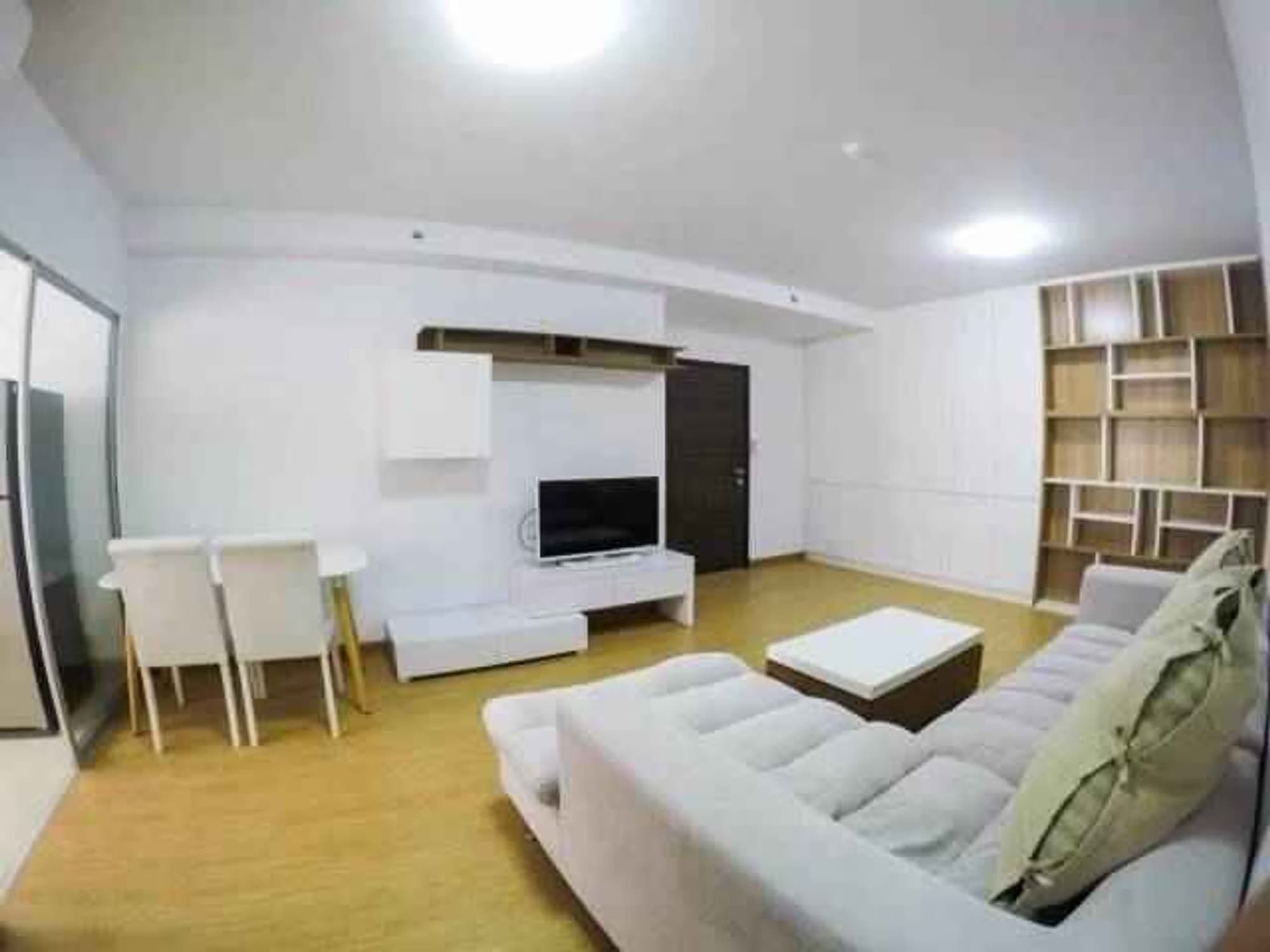  - Image 4