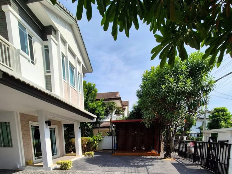 4 Bed House for Rent in Mueang Chiang Mai