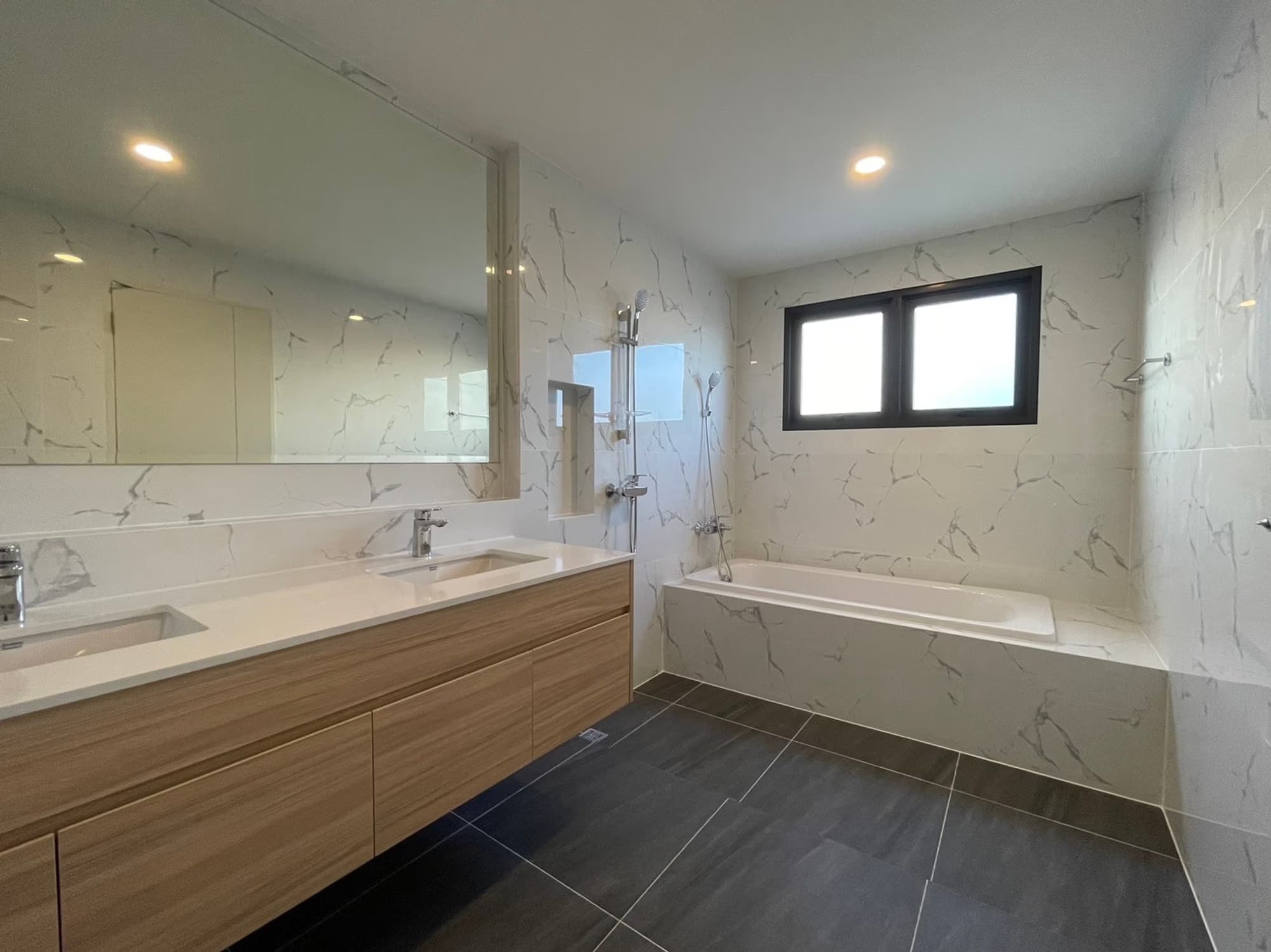 4 ห้องนอน House สำหรับ ขายและจำหน่าย ใน Bang Phli, Samut Prakan - Image 8
