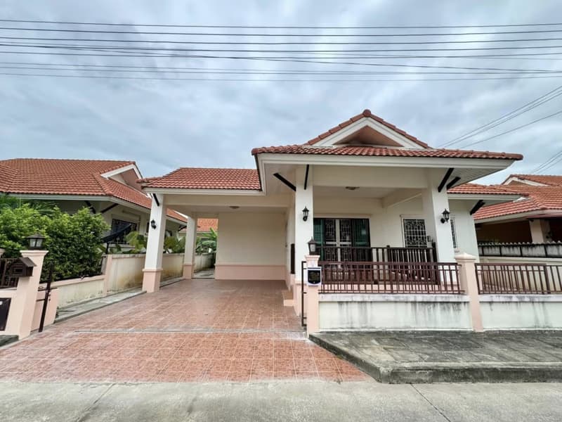 3 Bed House for Rent in San Sai