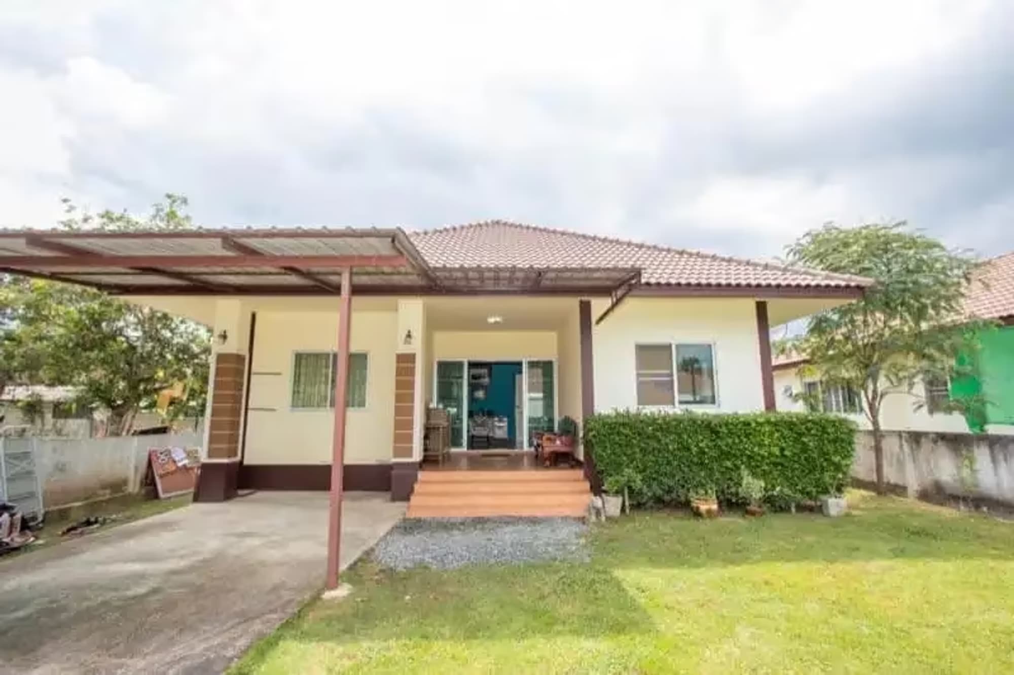 3 Bedroom House - Image 4