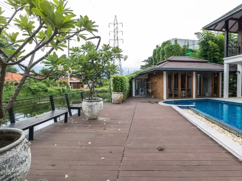 3 Bedroom Housefor Rent, Sale in San Phranet, San Sai.