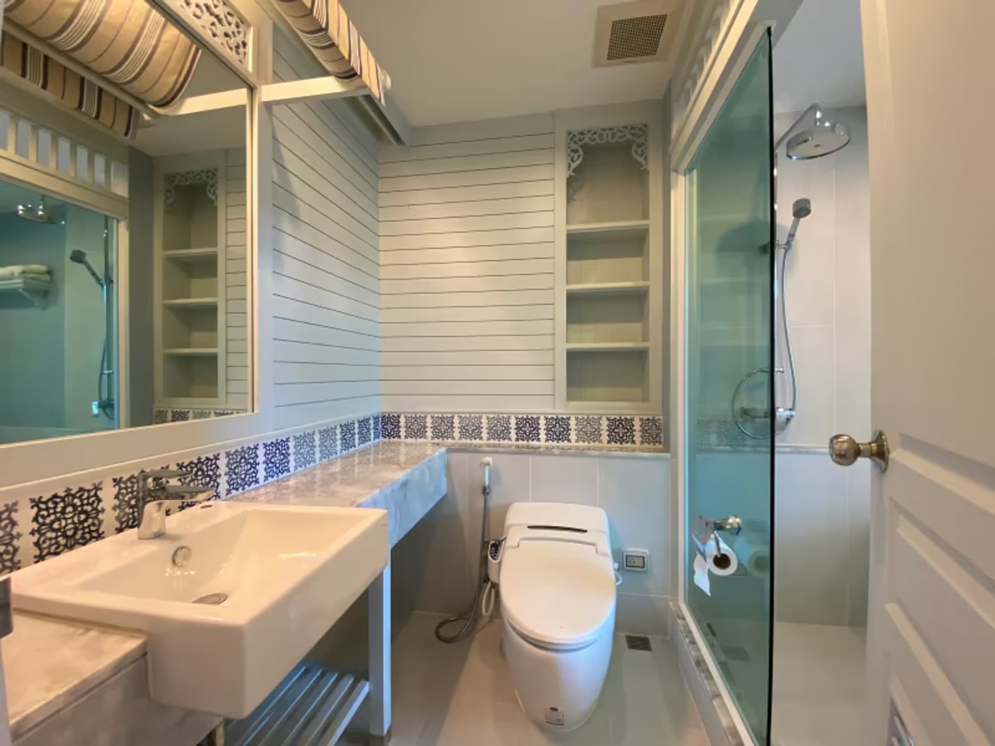 1 Bedroom Condo - Image 11