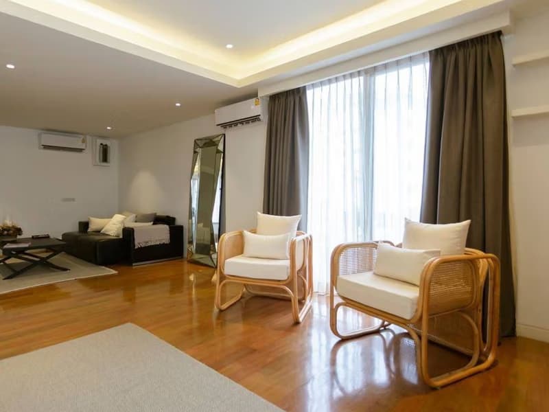 Townhouse for Rent in sukhumvit soi.71 