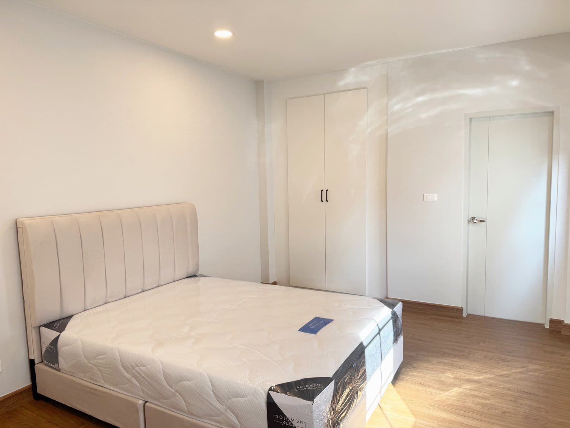 4 Bed House for Rent and Sale in Bang Phli, Samut Prakan - Image 15