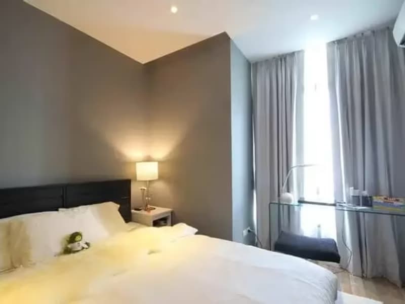 1 Bedroom Condo