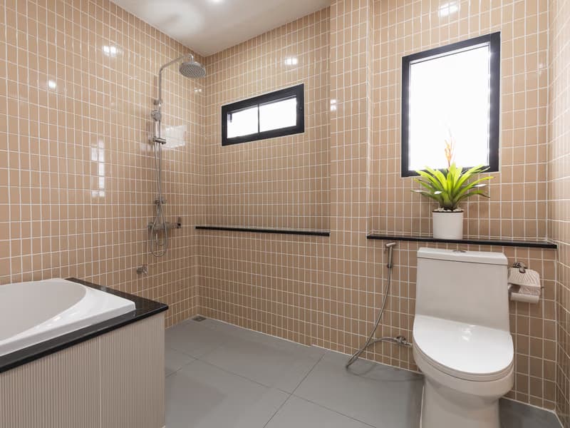 3 Bed House for Rent and Sale in San Kamphaeng