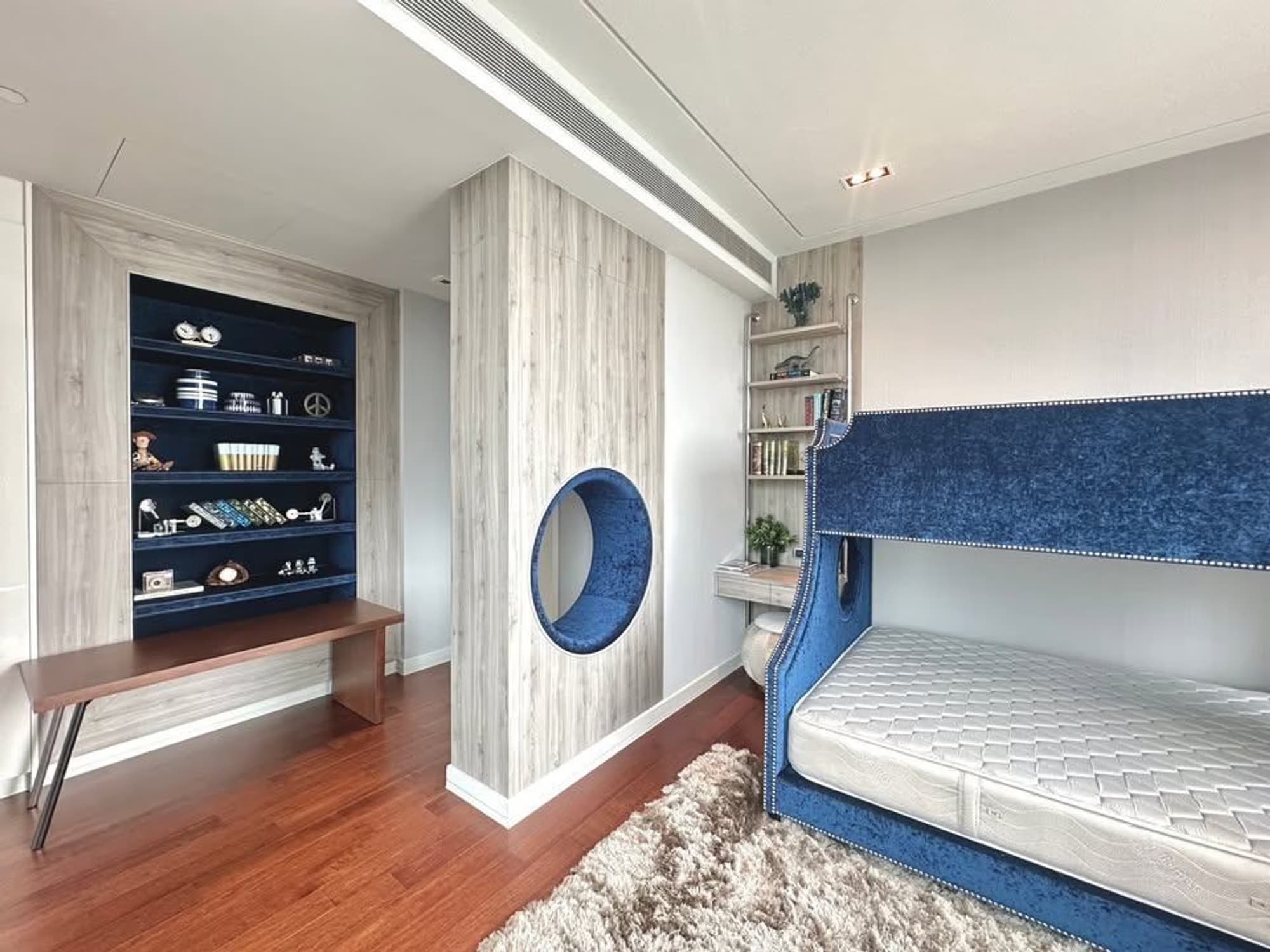 3 Bed Condo for Rent in Watthana - Image 26