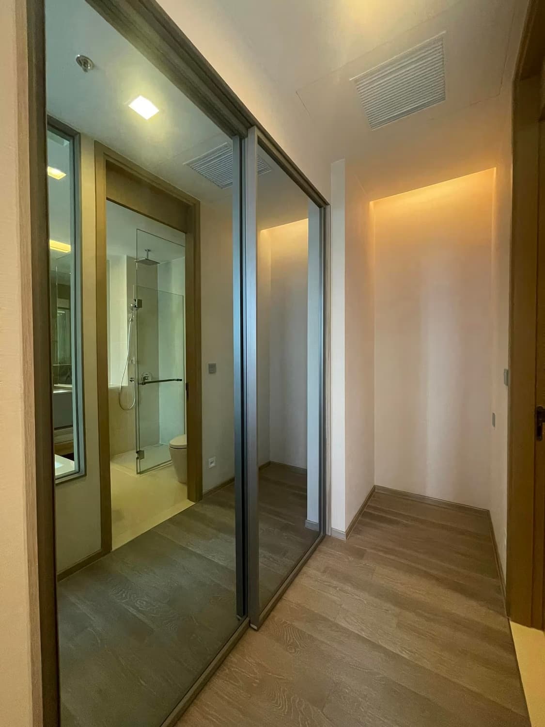  - Image 8