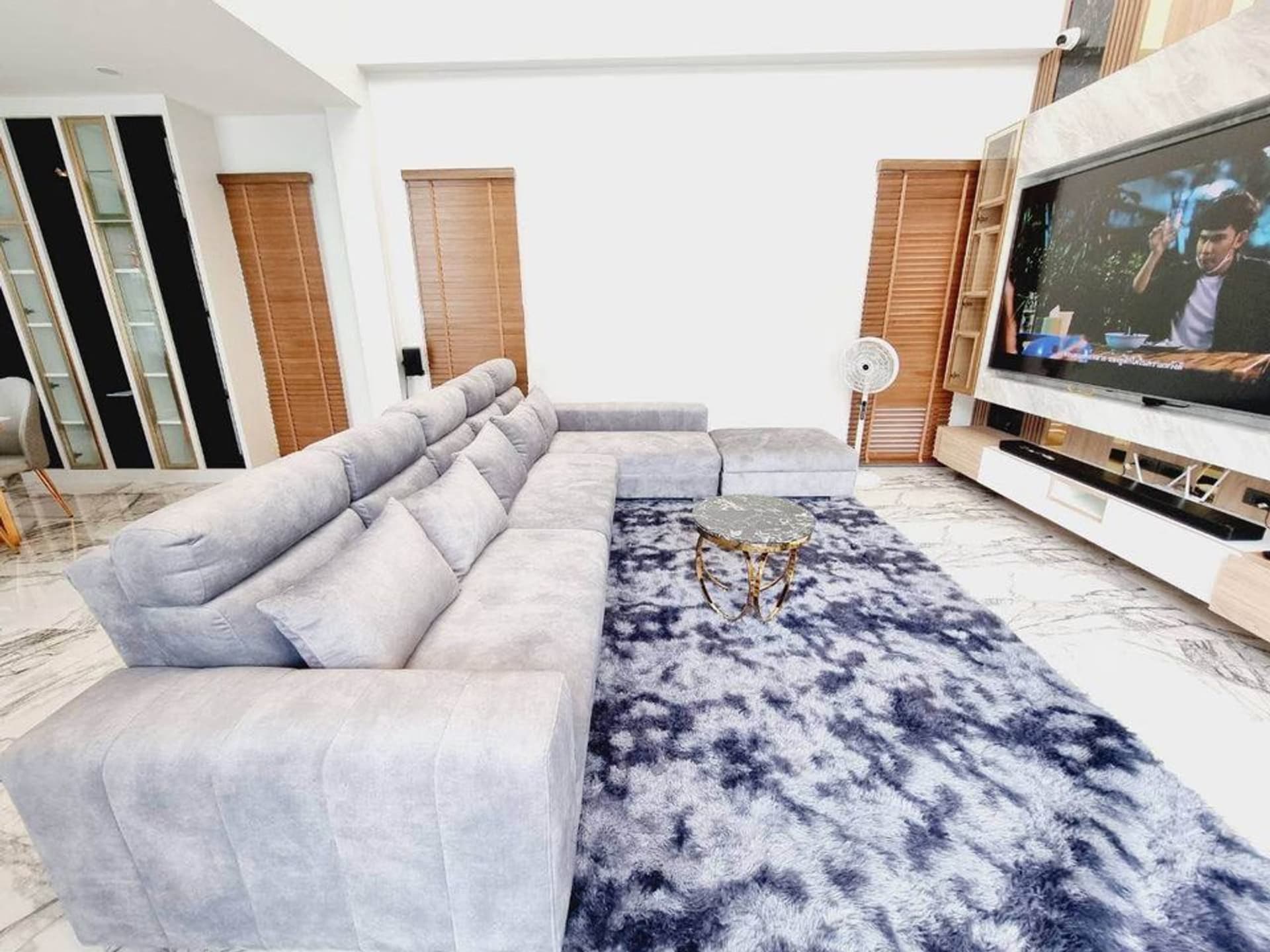 5 Bed House for Rent in San Sai - Image 5