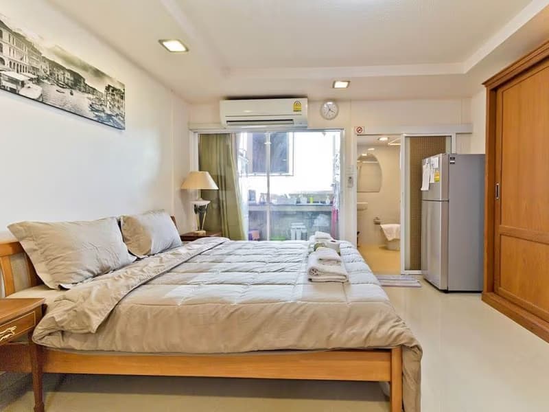 Condo for Rent at Ratchathewi Tower