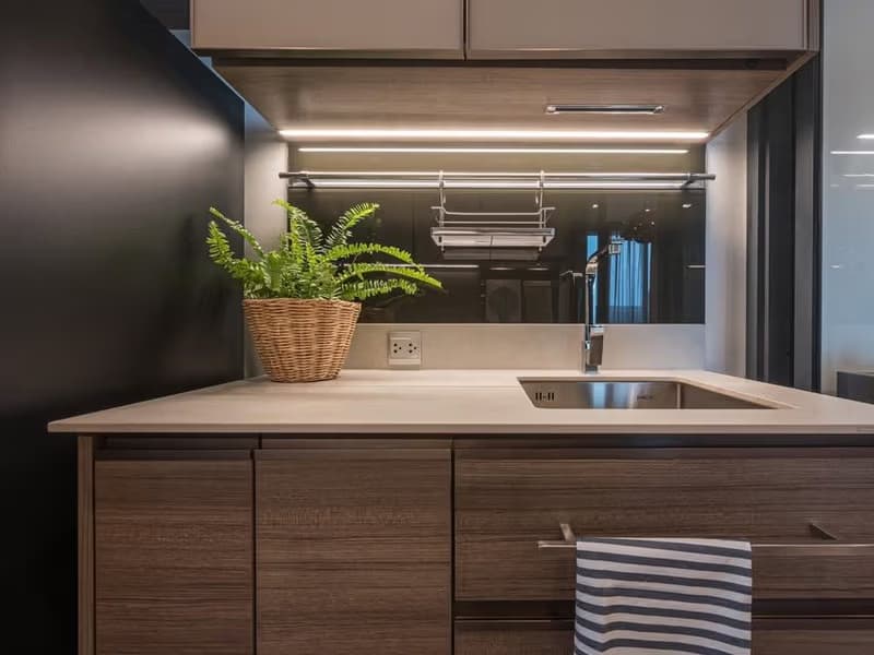 2 Bed Condo for Rent in Phaya Thai