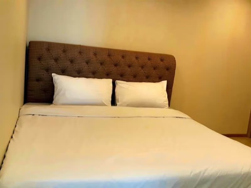 2 Bed Condo for Rent in Khlong Toei