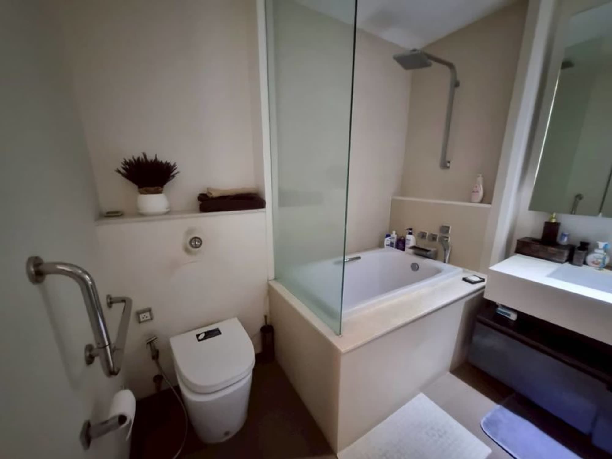 4 Bed Condo for Sale in Khlong San - Image 20