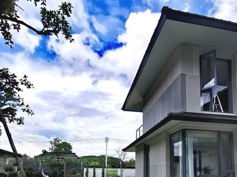 Luxury Pool Villa at San Sai