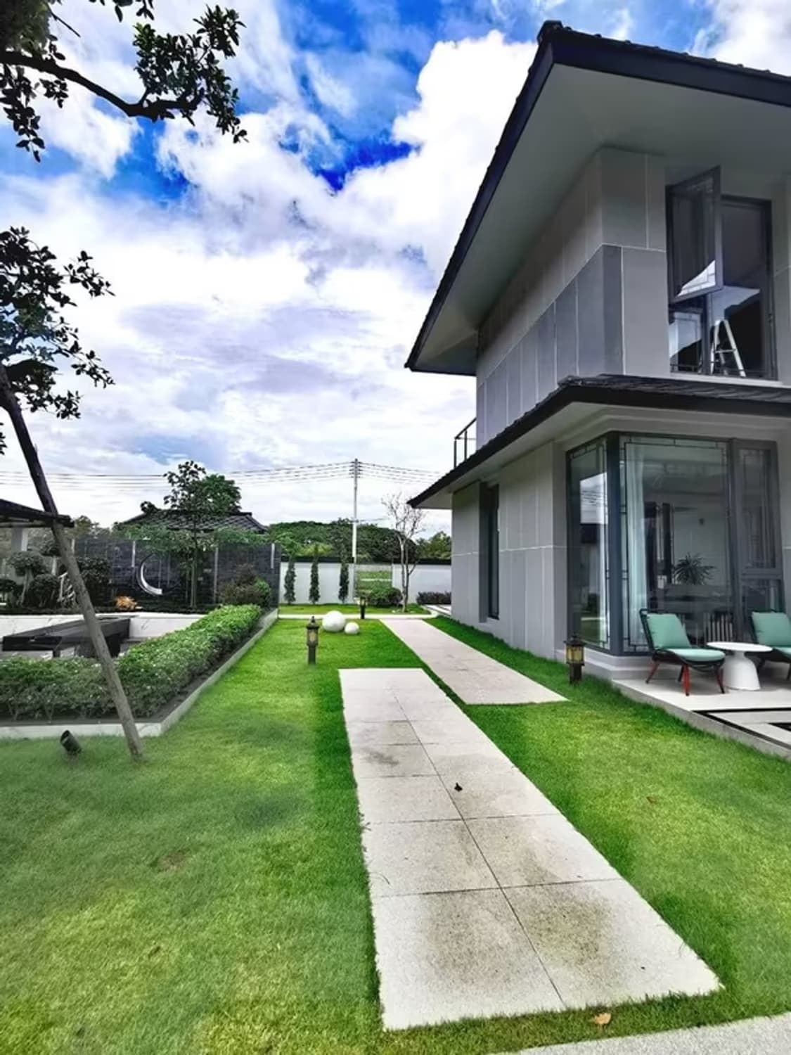 Luxury Pool Villa at San Sai - Image 25