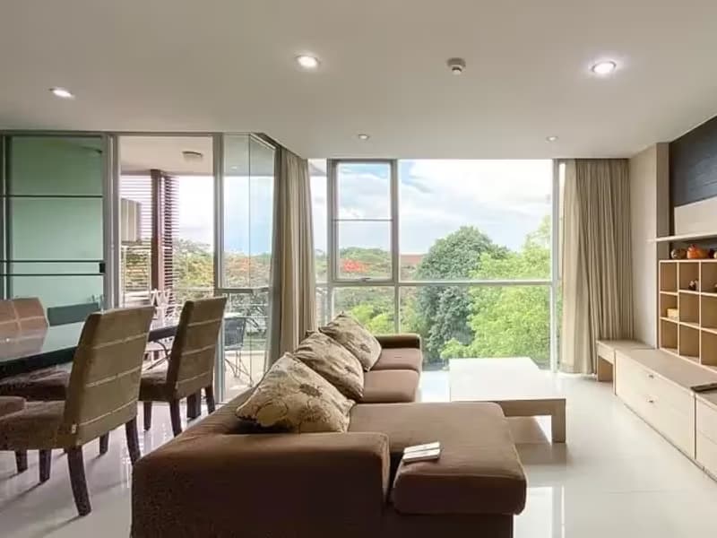 1 Bedroom Condo