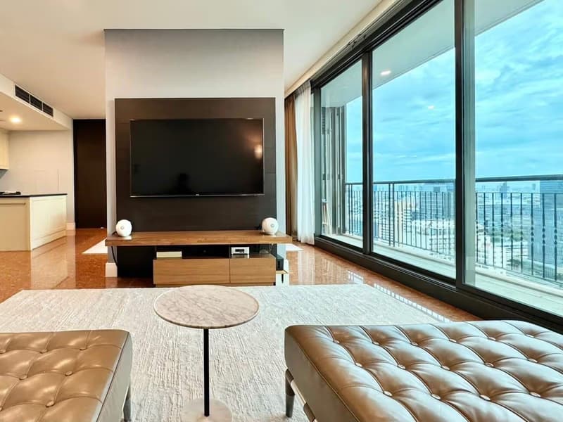 3 Bed Condo for Sale in Khlong Toei