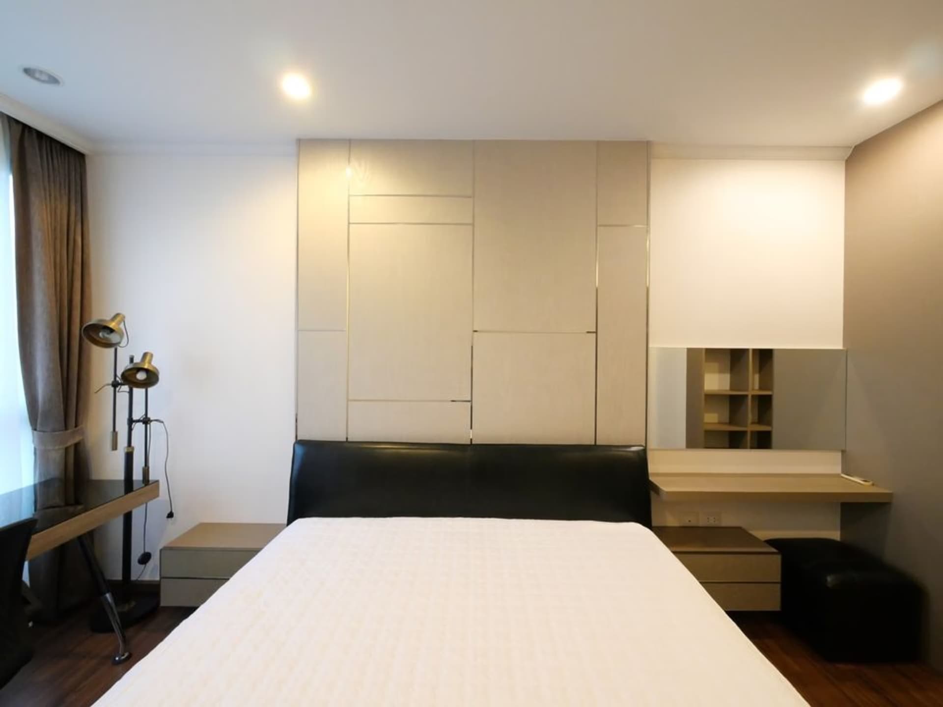  - Image 4