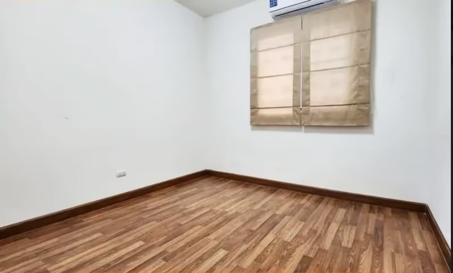 2 Bedroom House - Image 6