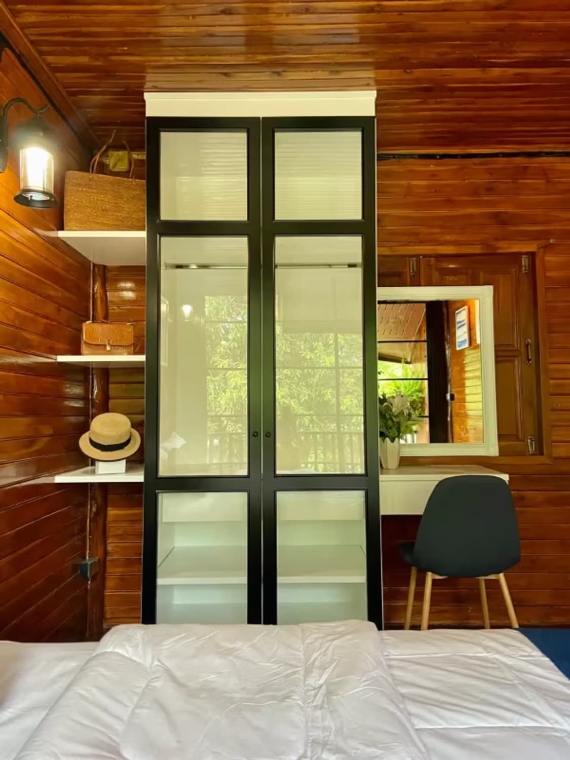 2 Bedroom House - Image 18