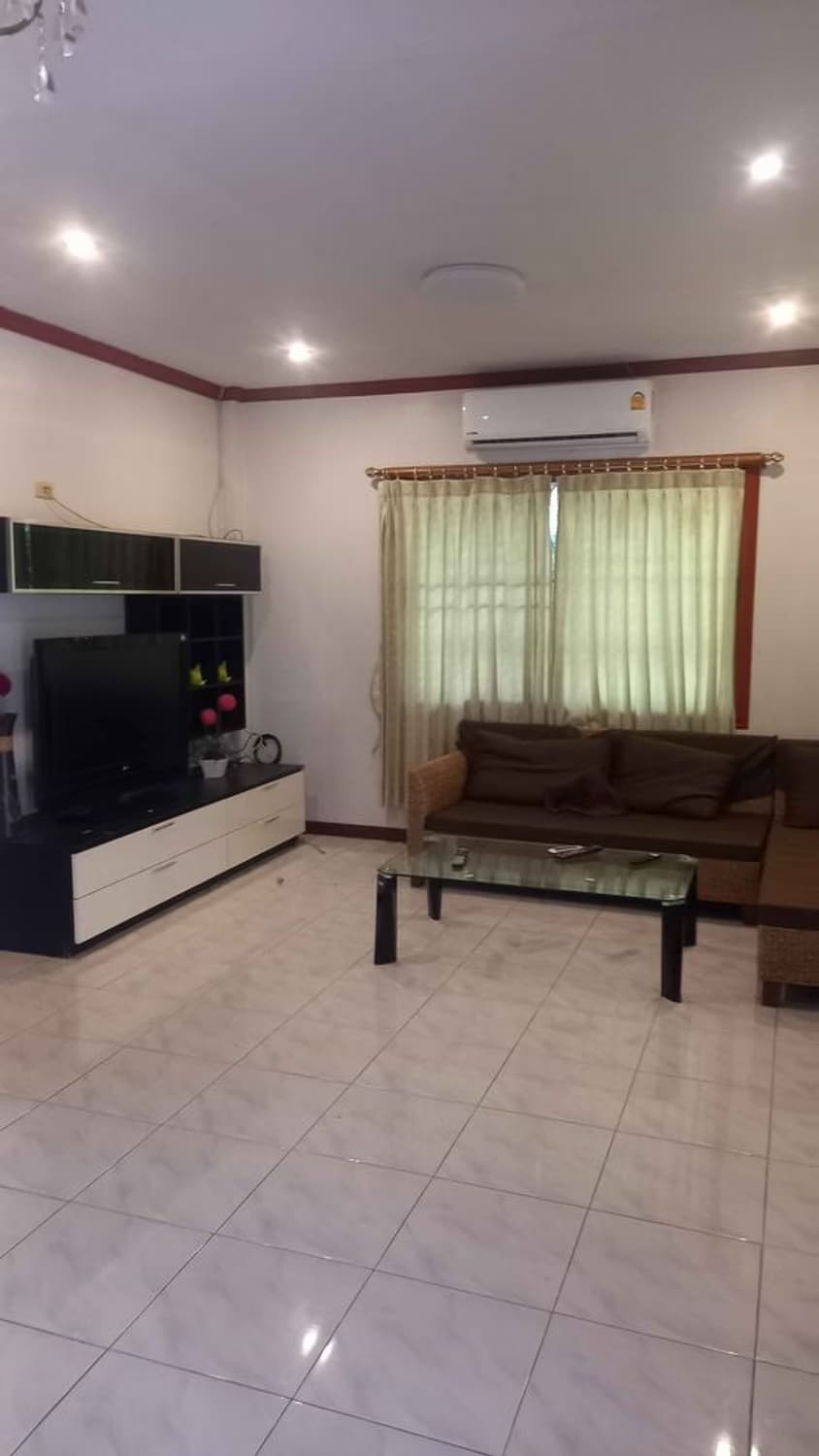 3 Bed House for Rent in Mueang Chiang Mai - Image 4