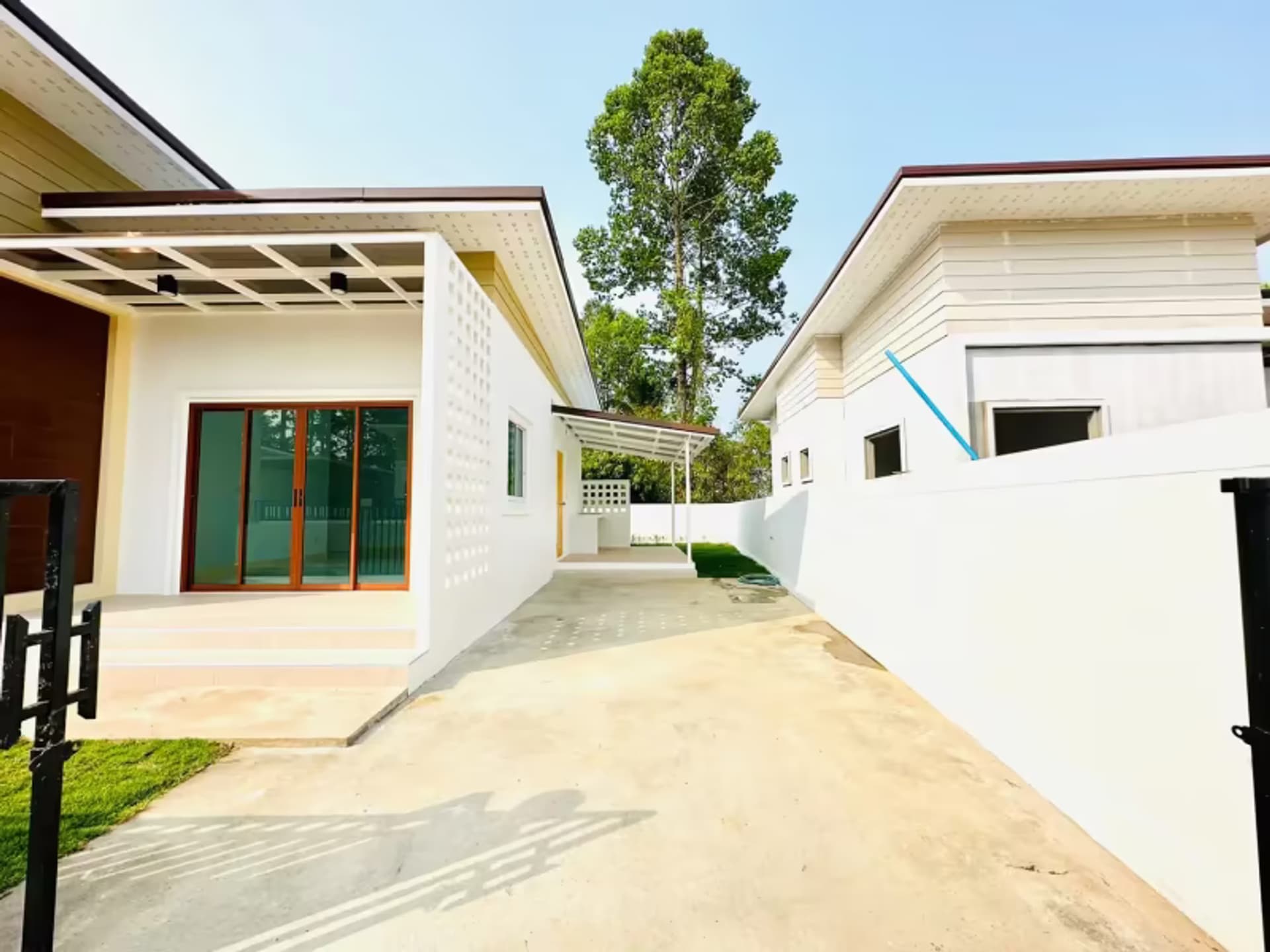3 Bedroom House - Image 3