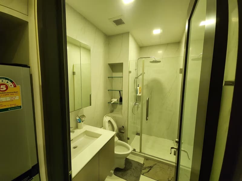 1 Bed Condo for Sale in Ratchathewi