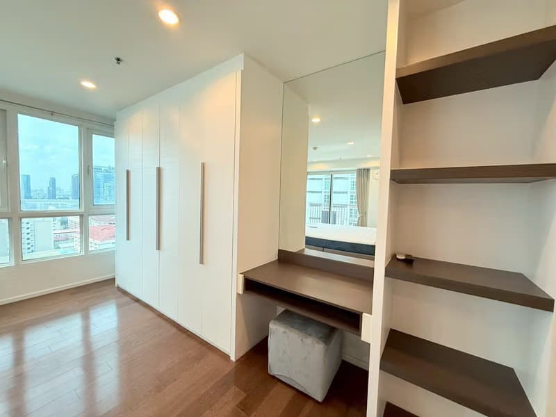 2 Bed Condo for Rent in Watthana