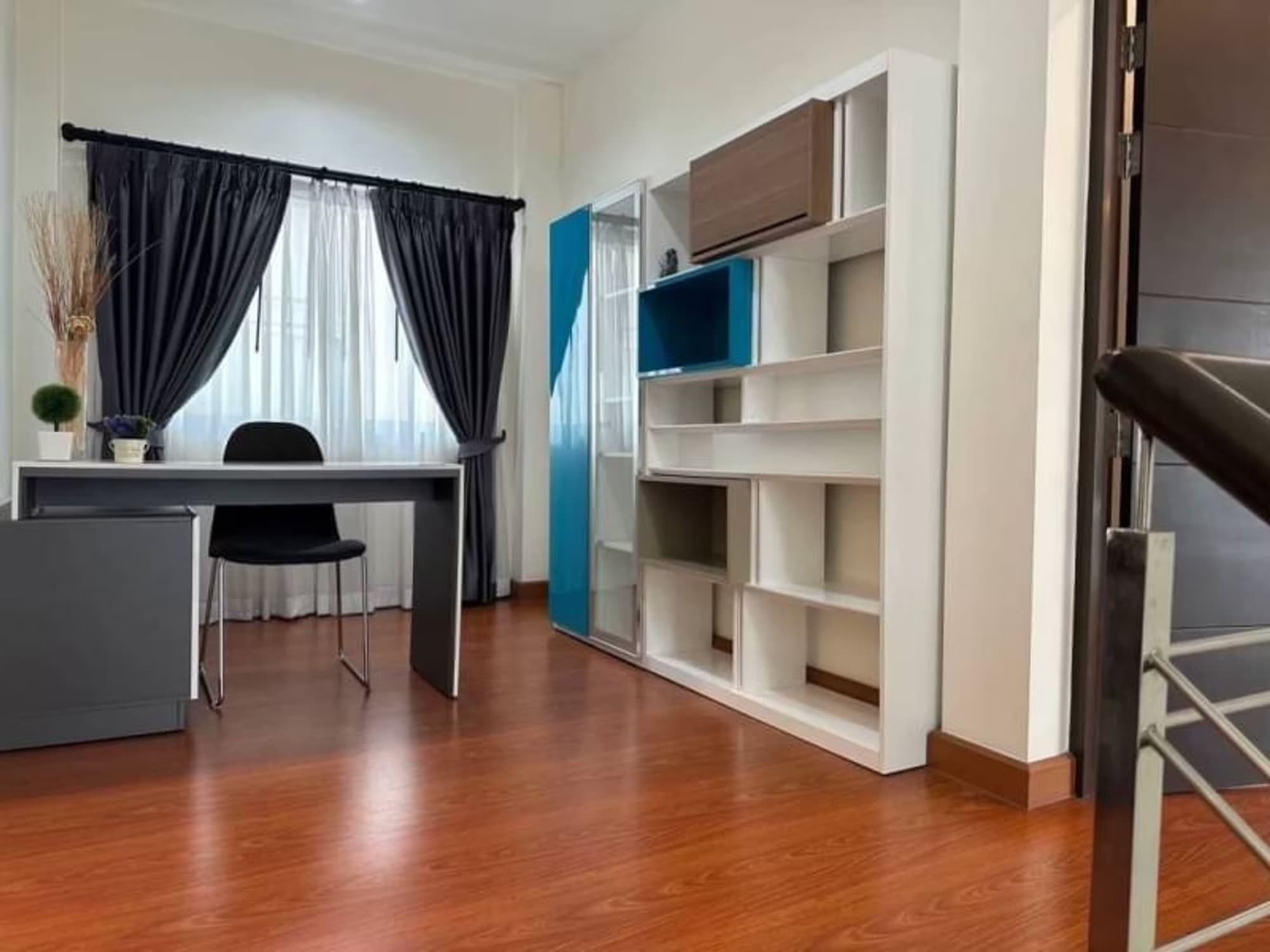 3 Bed House for Rent in Saraphi - Image 12
