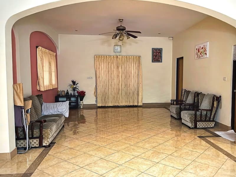 5 Bed House for Sale in Hang Dong District