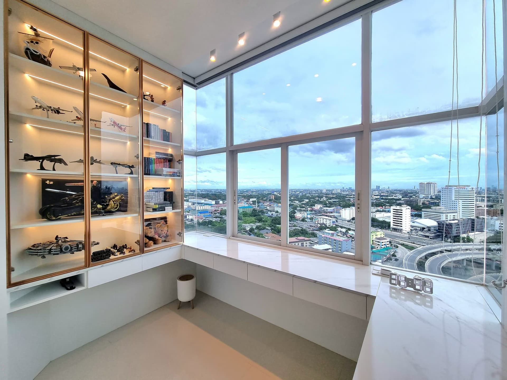 1 Bed Condo for Sale in undefined - Image 7