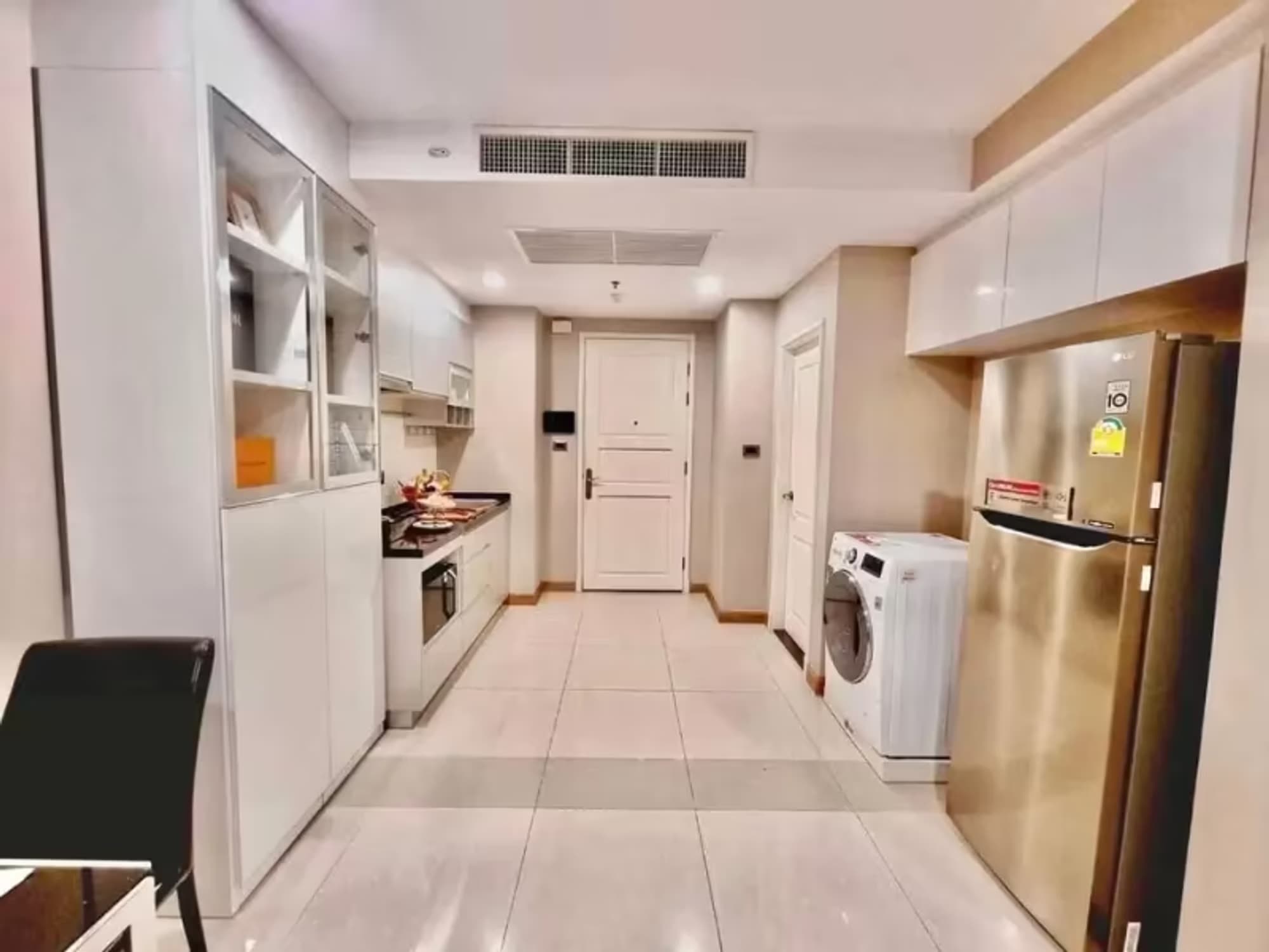 1 Bedroom Condo - Image 2