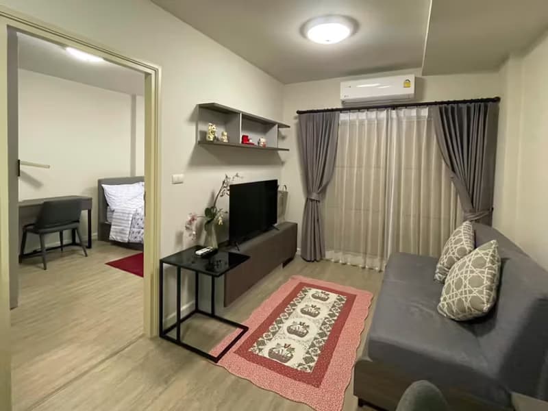 1 Bedroom Condo