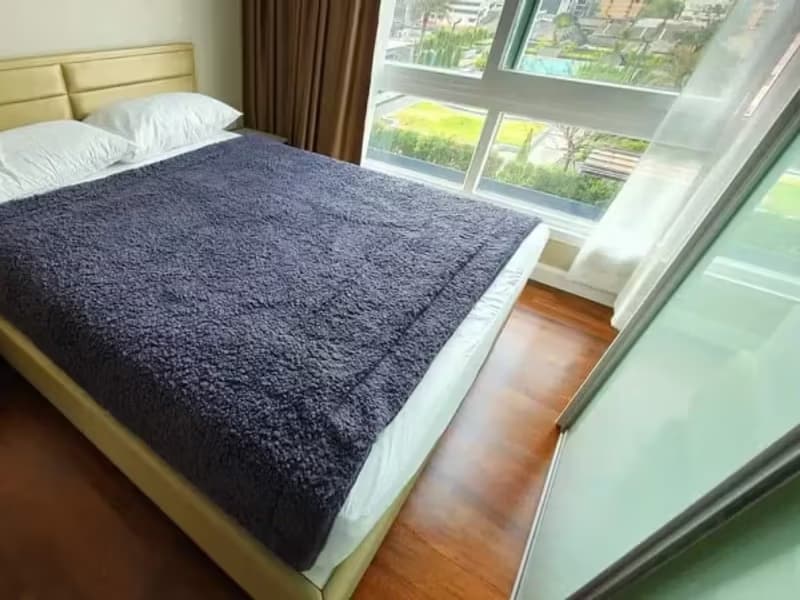 1 Bedroom Condo