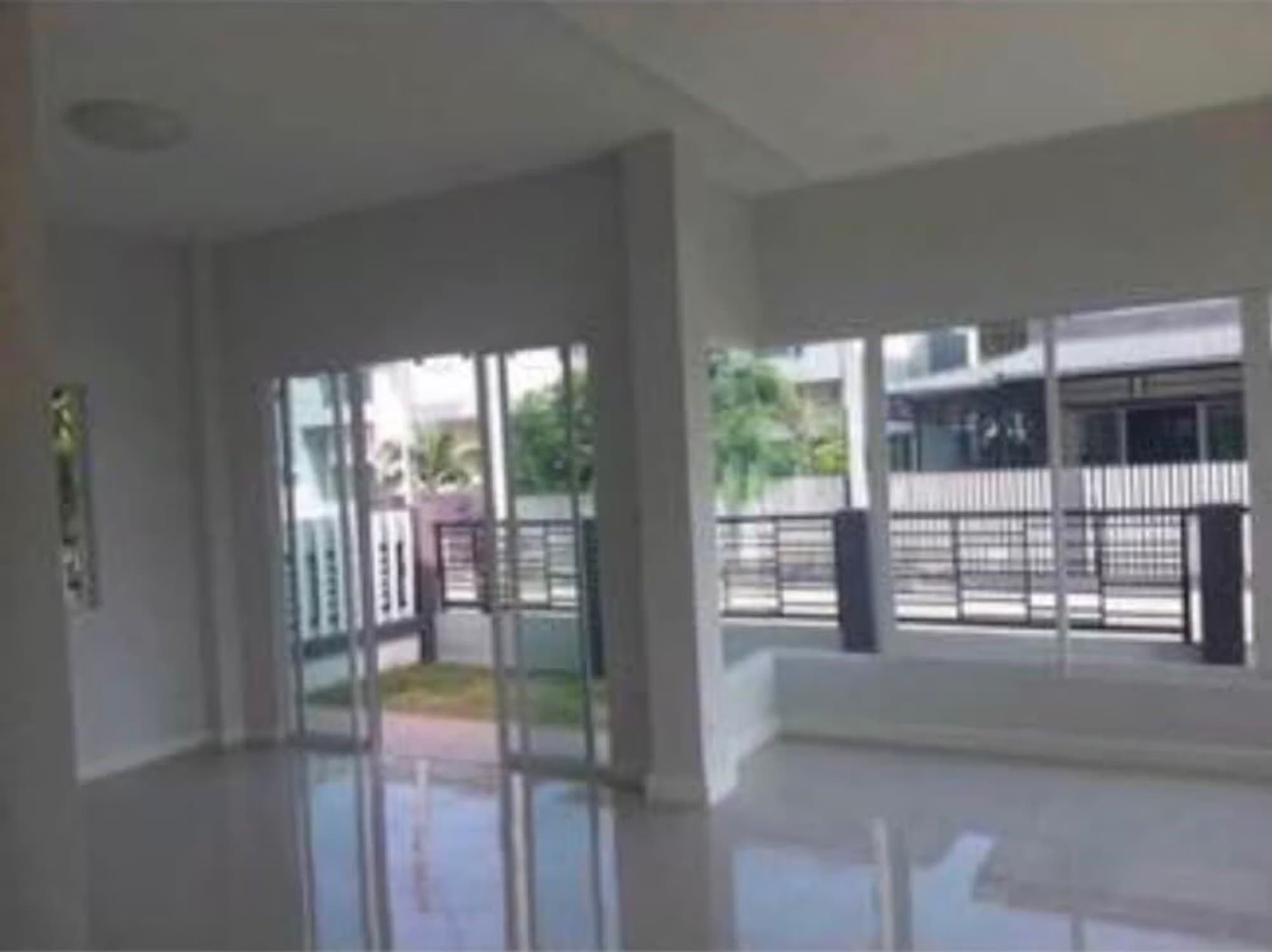 Code 1372 A single house in Harmony for rent/sale - Image 9
